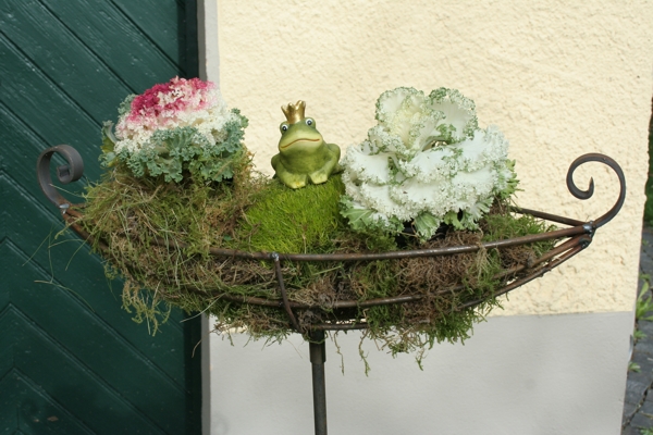 Pflanzschale auf Stab "Schiffchen", Pflanzschiffchen, Gartenstecker Schiffchen, Gartendeko, Pflanzgefäß zum stecken