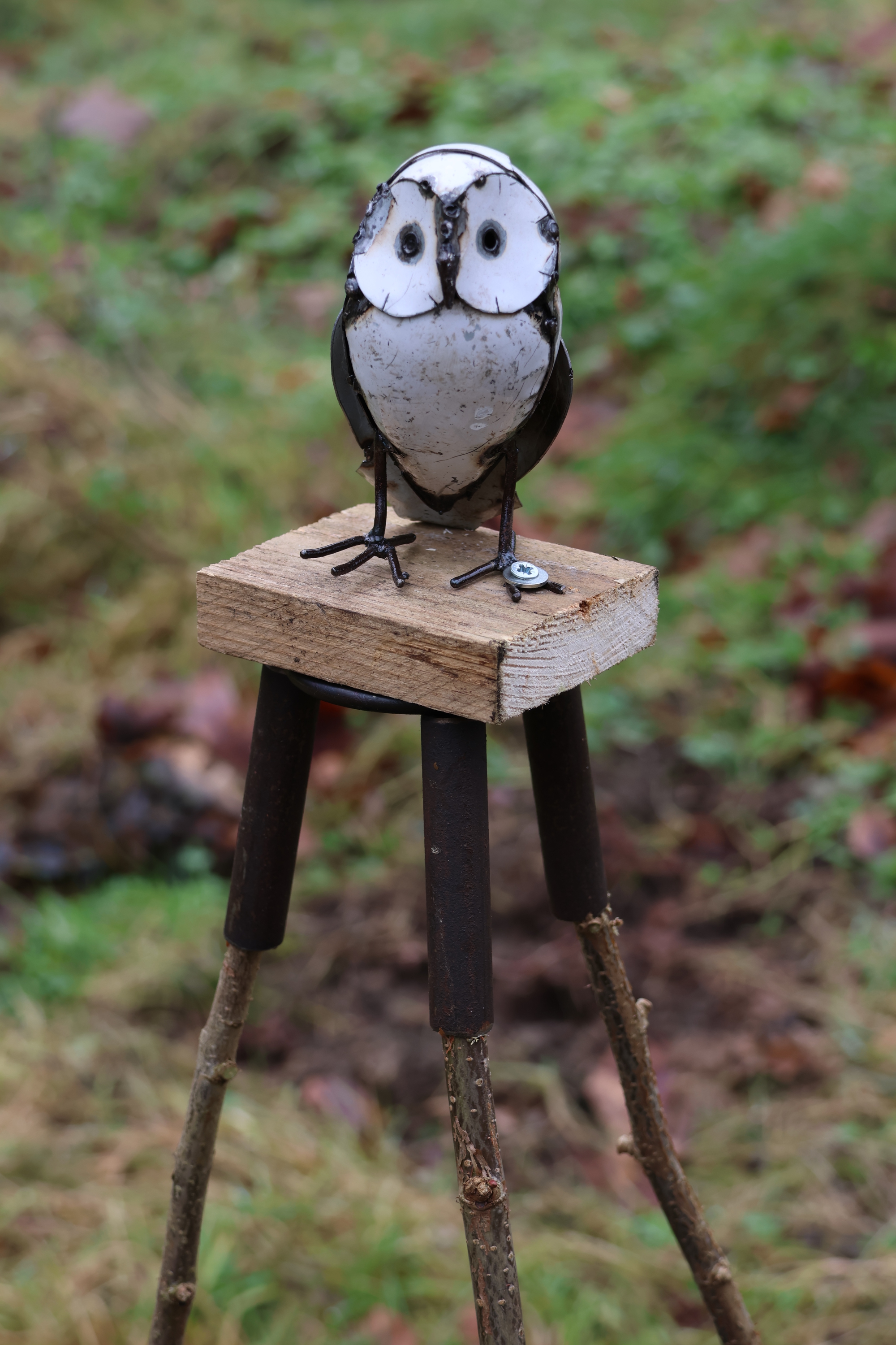 DIY-Rankhilfe mit Figur