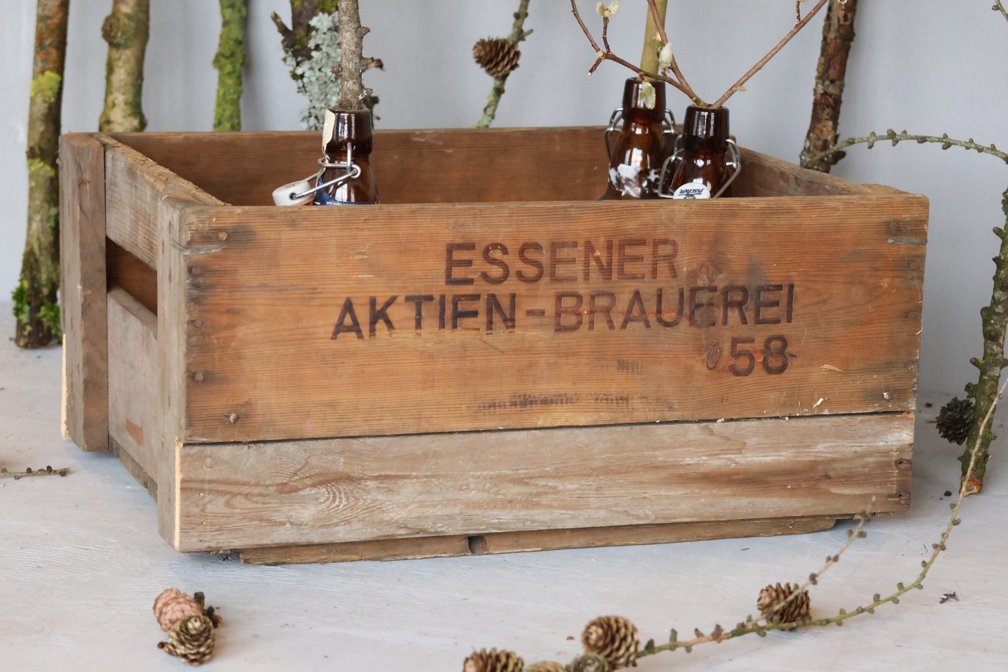 Alte Bierkiste "Essener Aktienbrauerei" 1958 -Sammlerstück- Alte Bierkiste "Essener Aktienbrauerei" 1958 -Sammlerstück-